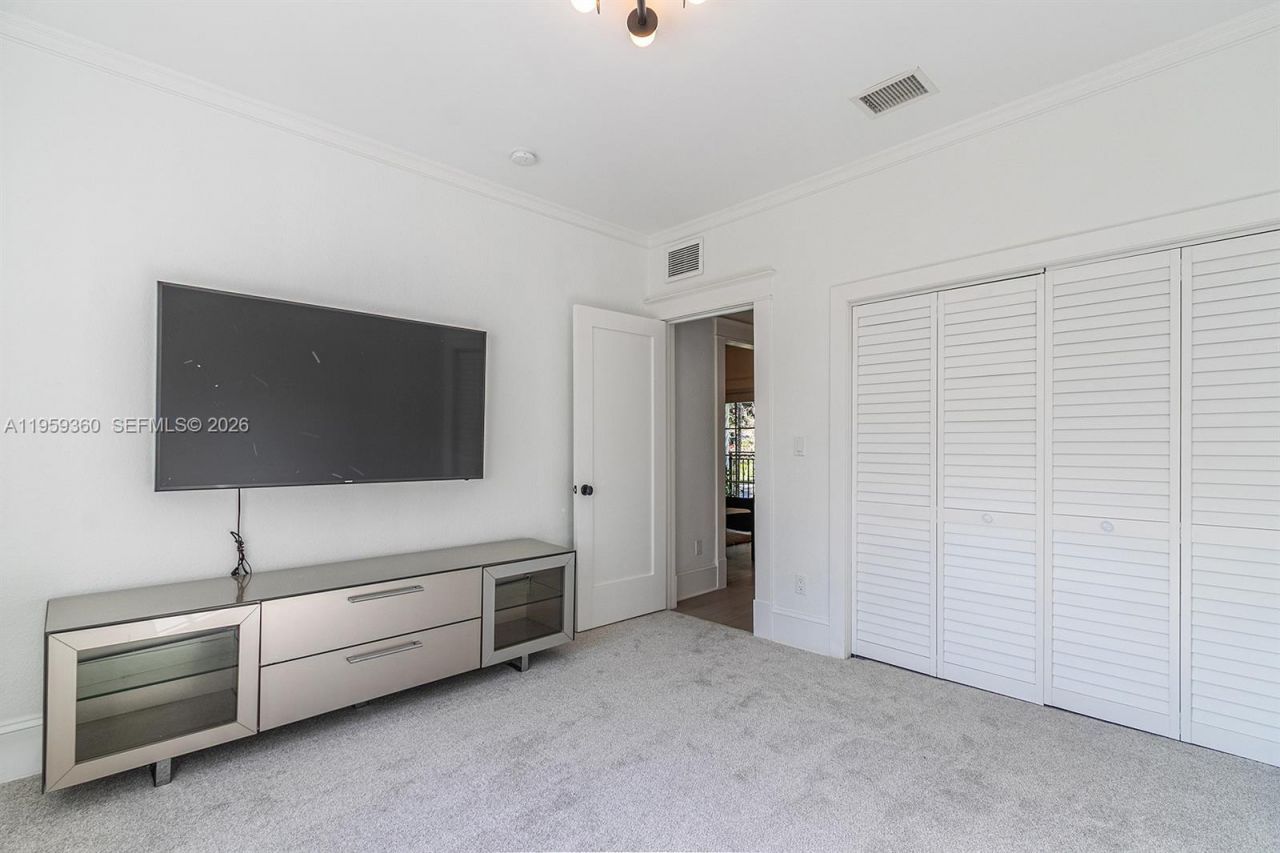 428 Giralda Ave, Coral Gables, FL 33134 Photo