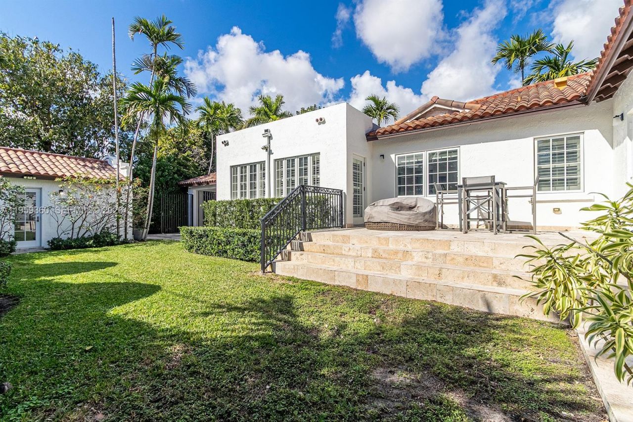 428 Giralda Ave, Coral Gables, FL 33134 Photo