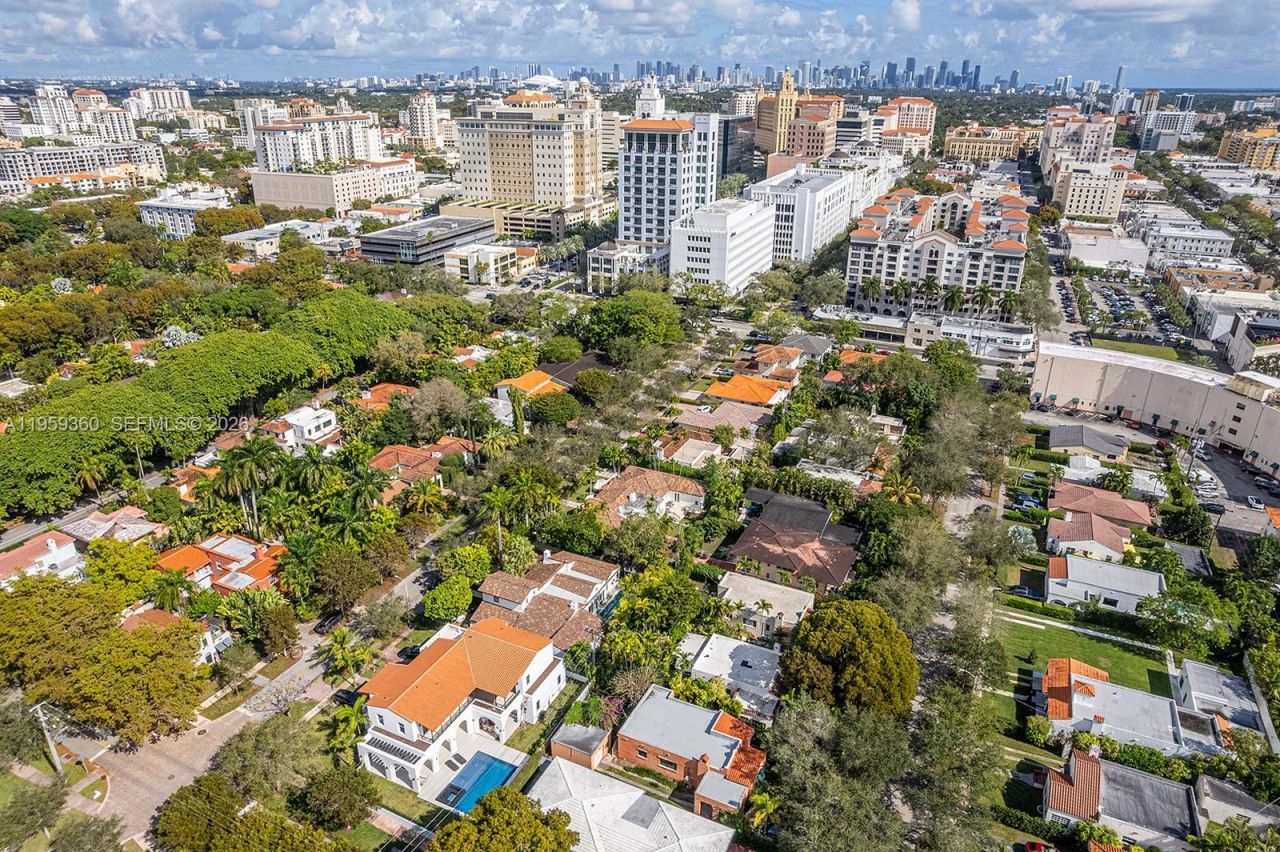 428 Giralda Ave, Coral Gables, FL 33134 Photo