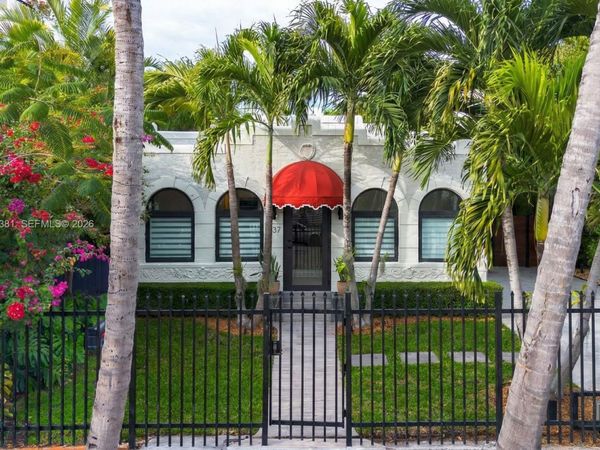 1737 SW 10th St, Miami, FL 33135