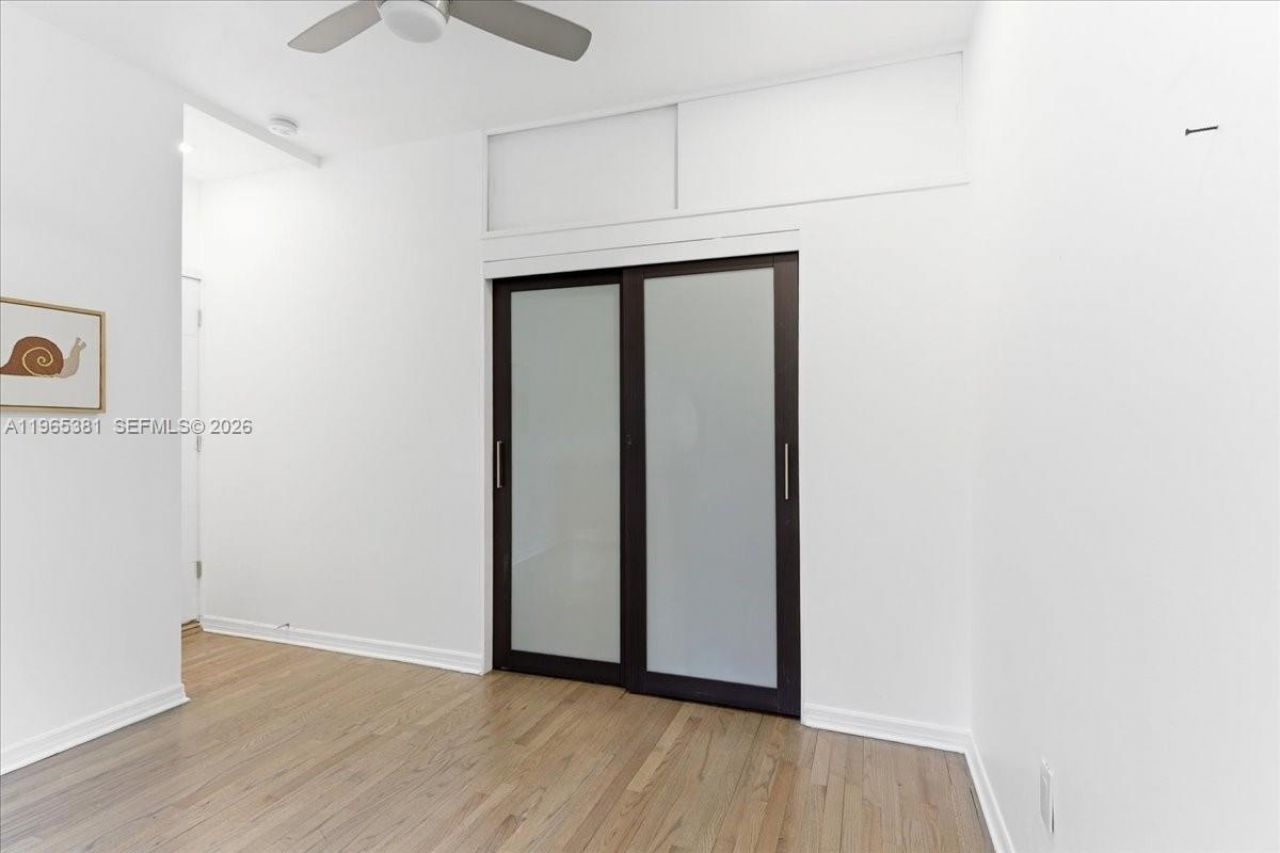 1737 SW 10th St , Miami, FL 33135 Photo