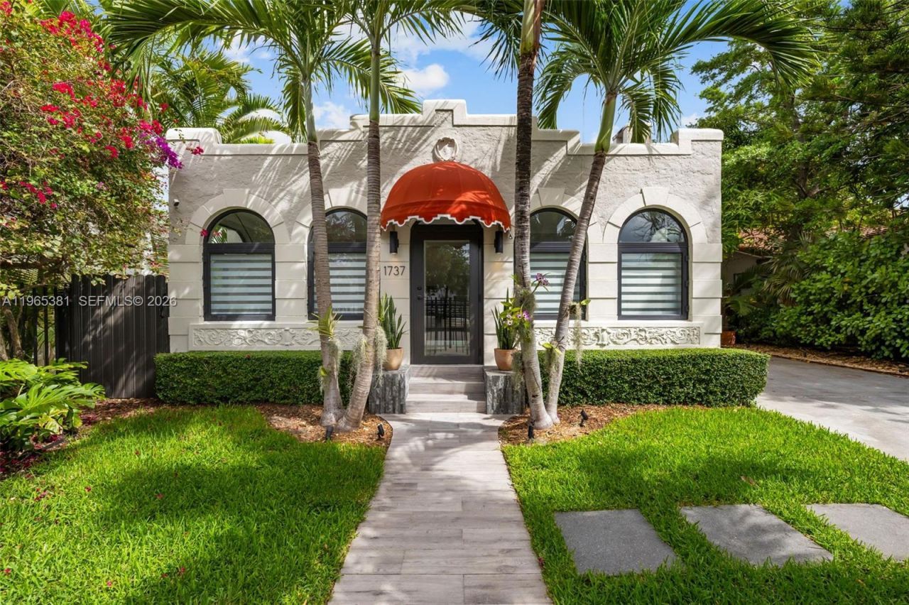 1737 SW 10th St , Miami, FL 33135 Photo