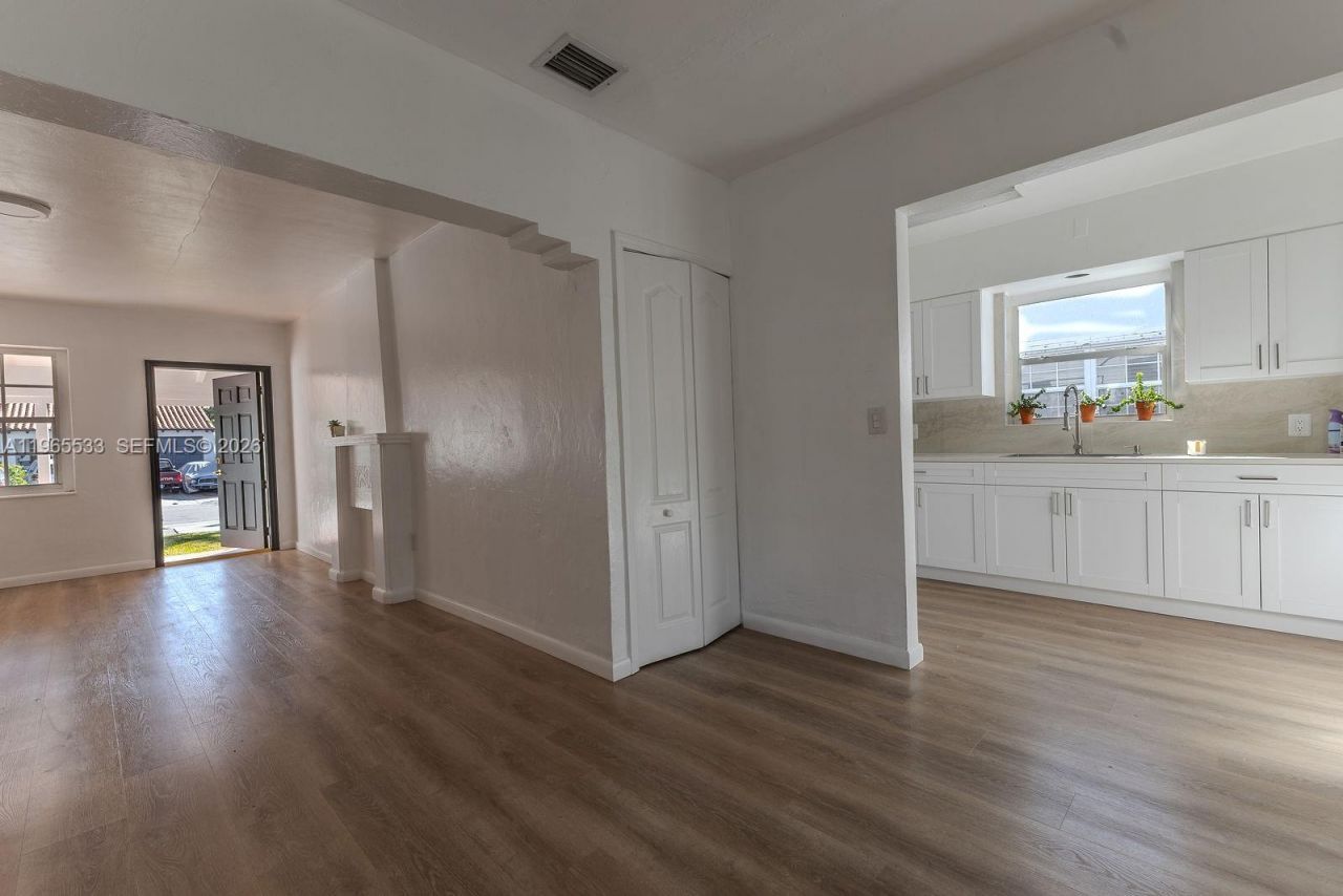 1441 SW 17th St, Miami, FL 33145 Photo