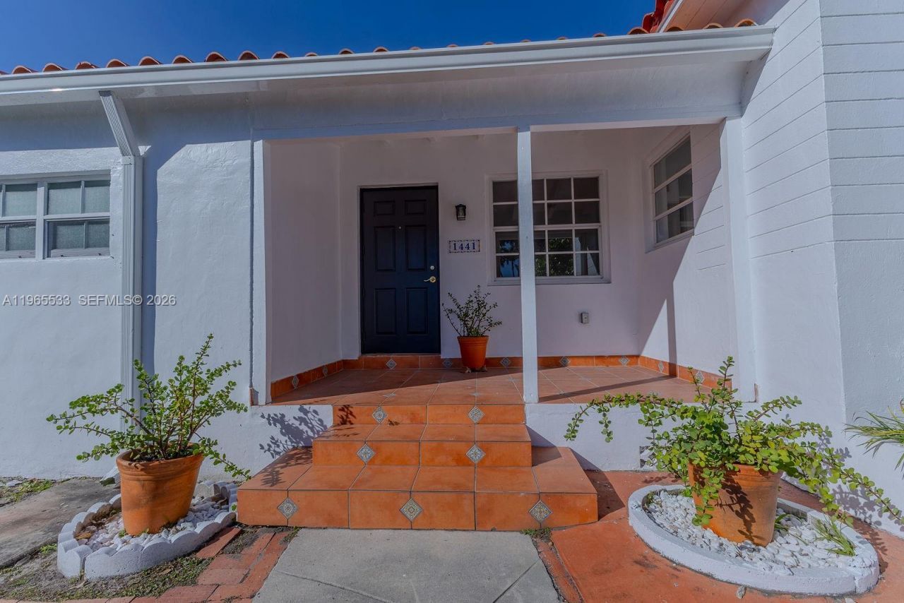 1441 SW 17th St, Miami, FL 33145 Photo