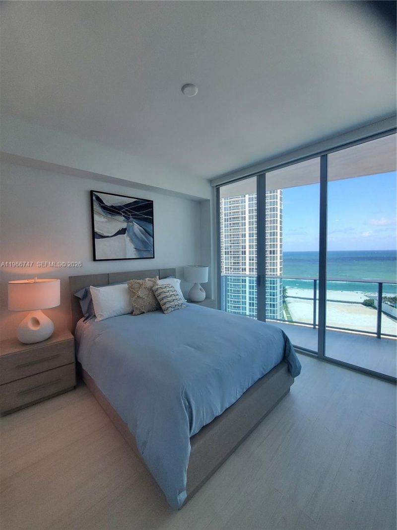 17550 Collins , Unit 1402, Sunny Isles Beach, FL 33160 Photo