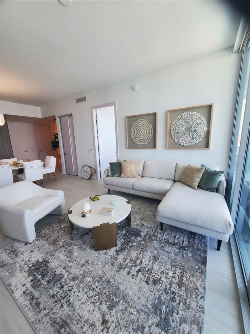 17550 Collins , Unit 1402, Sunny Isles Beach, FL 33160 Photo