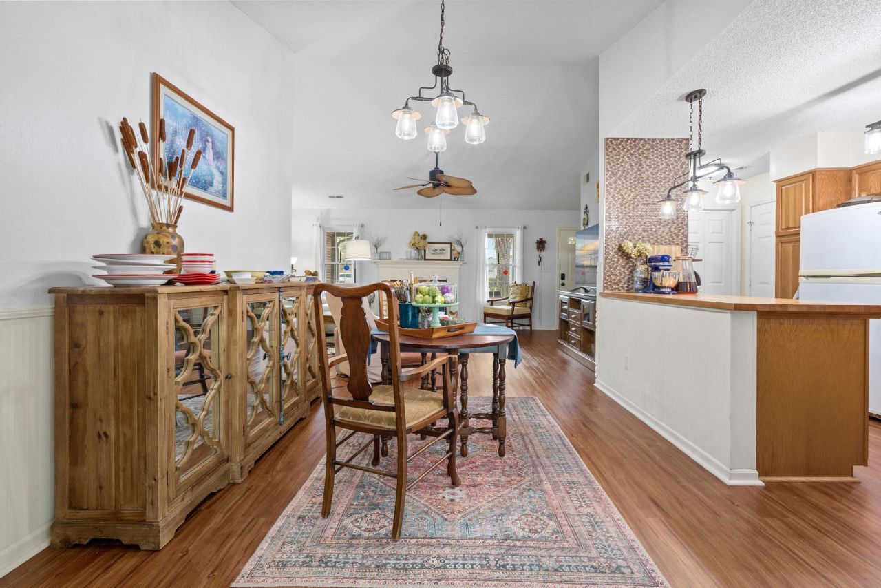 1104 Fox Sparrow Dr. Photo 12