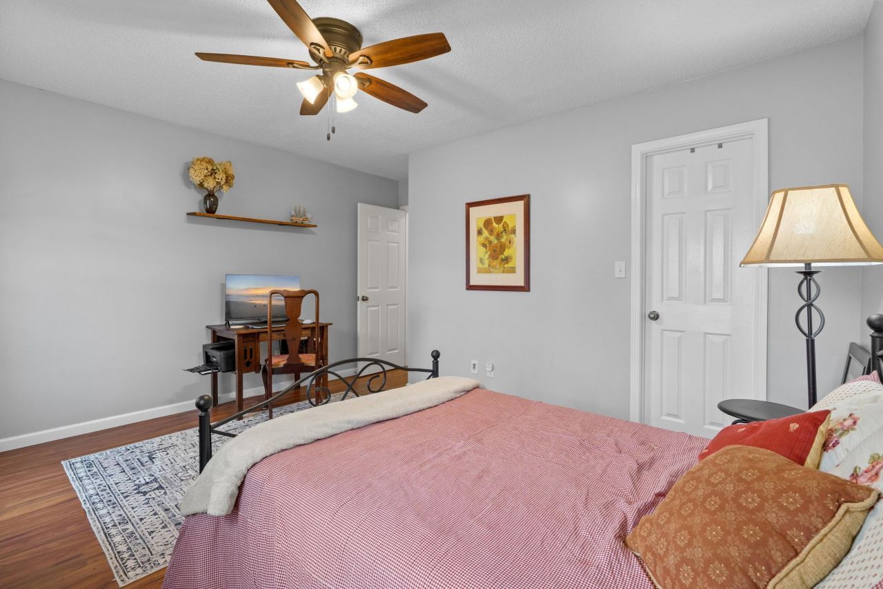 1104 Fox Sparrow Dr. Photo 25