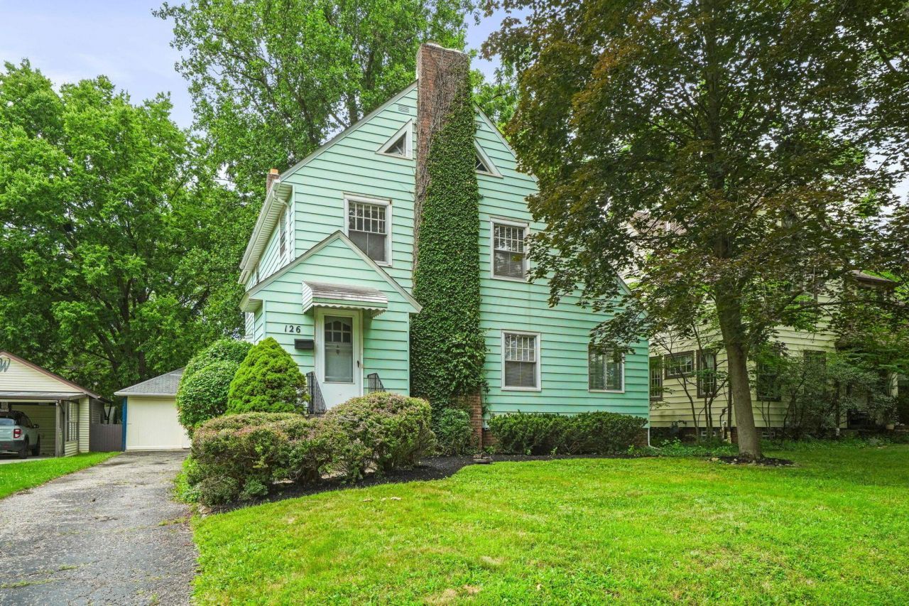 126 Erie Road, Columbus, OH 43214 Main Photo