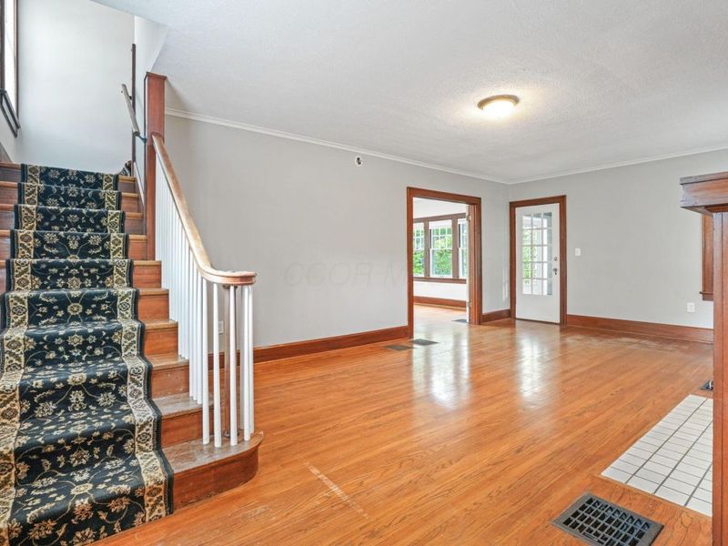 126 Erie Road, Columbus, OH 43214 Photo 10