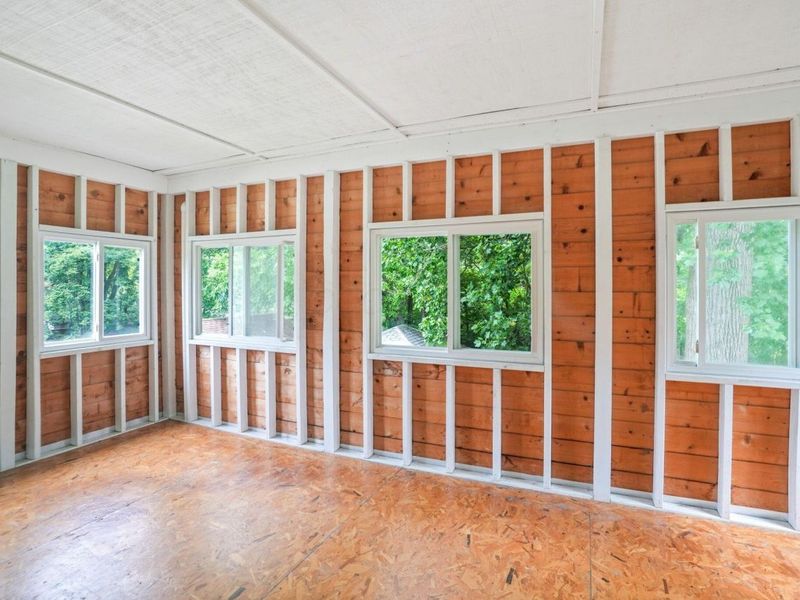 126 Erie Road, Columbus, OH 43214 Photo 32