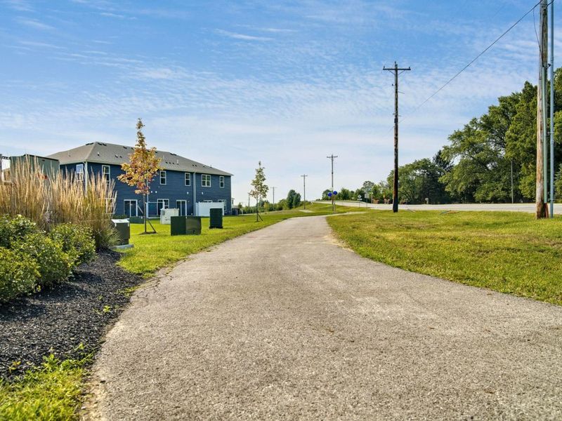 6310 Marinelli Drive North, Columbus, OH 43228 Photo 39