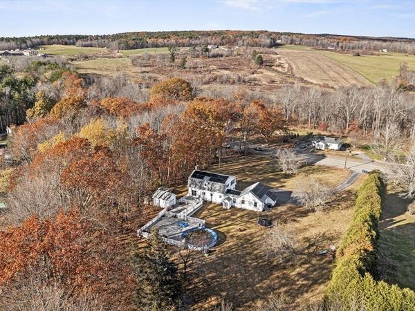 277 West Street, Barre, MA 01005