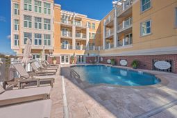 5016 Old Bridgeview Drive photo 4