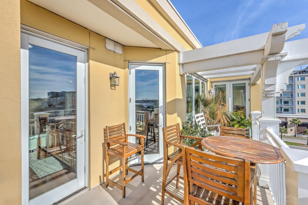 5016 Old Bridgeview Drive Photo 33