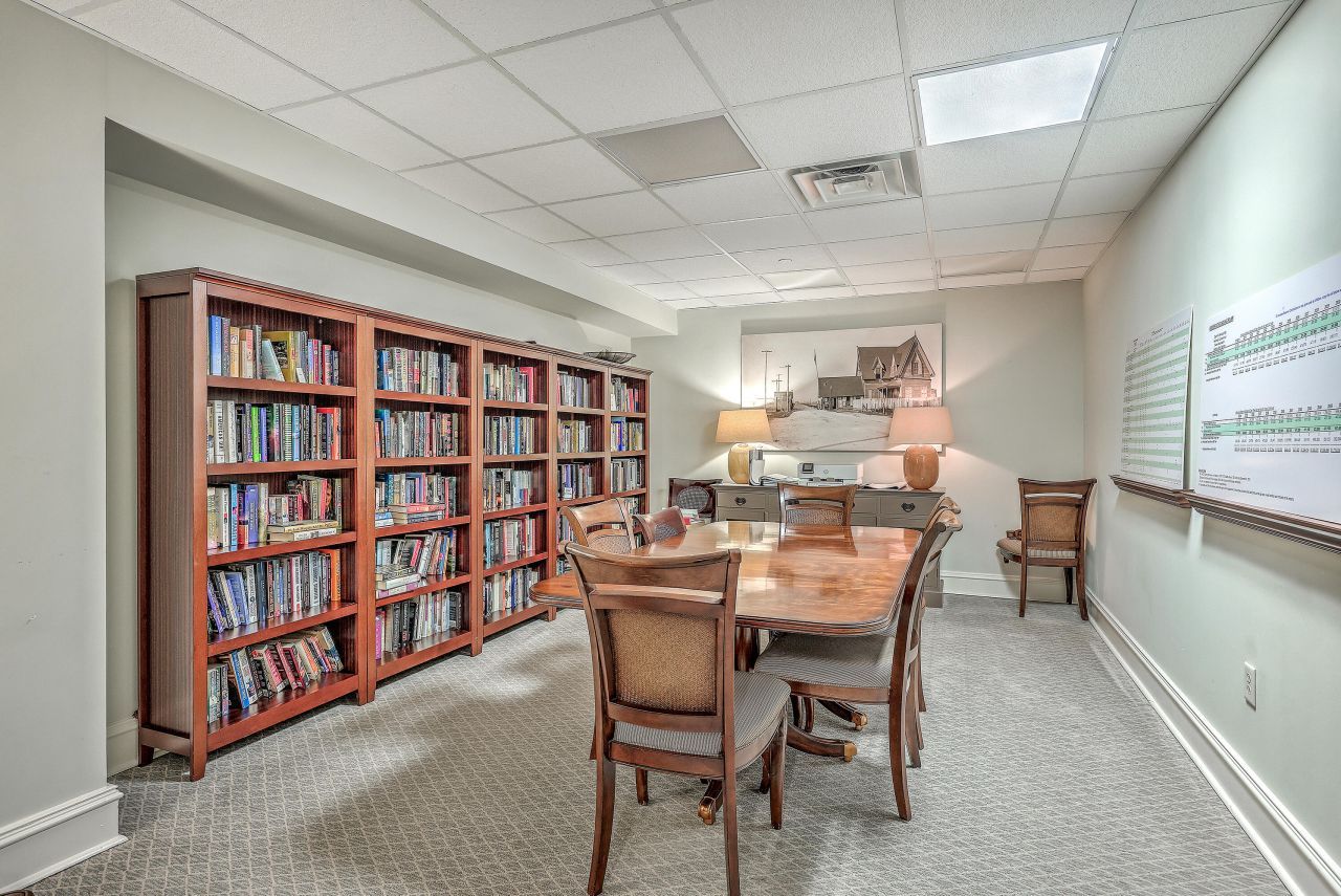 5016 Old Bridgeview Drive Photo 35