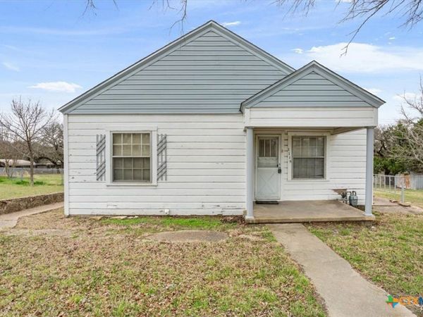 1118 W Main Street, Gatesville, TX 76528