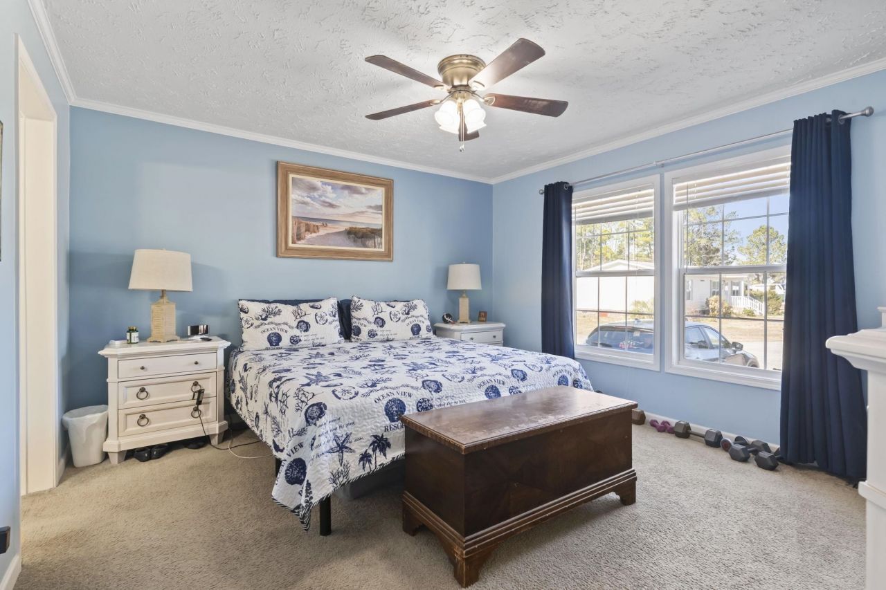 4555 Manitook Dr. Photo 9