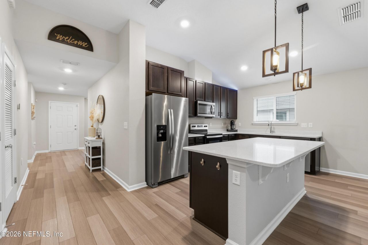 589 Wild Rose Lane, Jacksonville, FL 32218 Photo