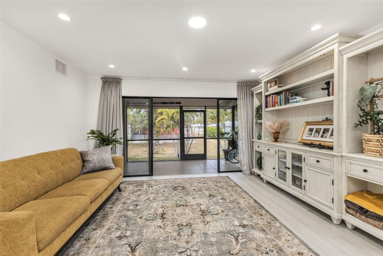 232 W Henry Street, Punta Gorda, FL 33950 Photo