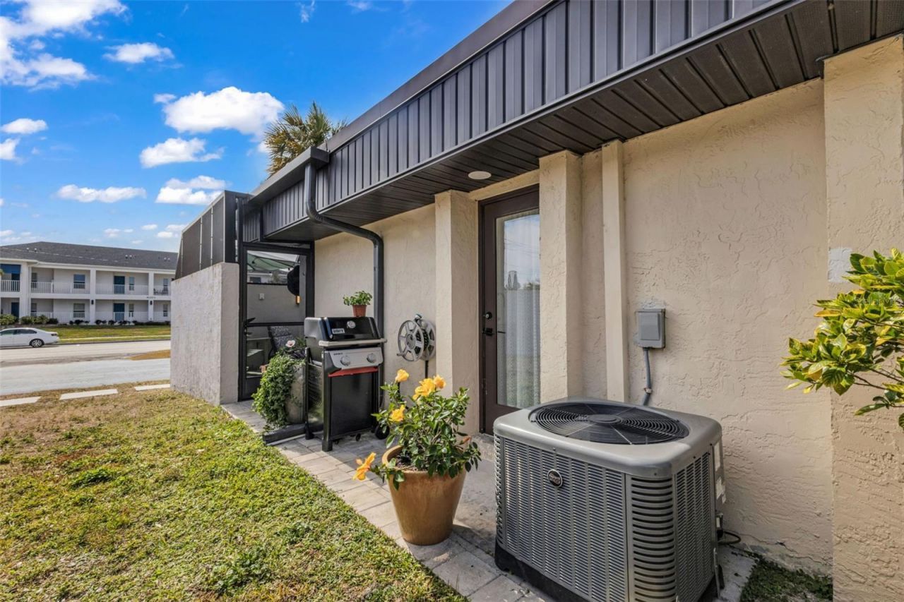 232 W Henry Street, Punta Gorda, FL 33950 Photo