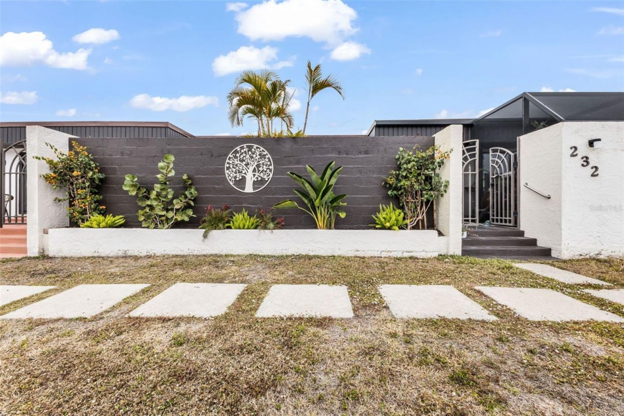 232 W Henry Street, Punta Gorda, FL 33950 Photo