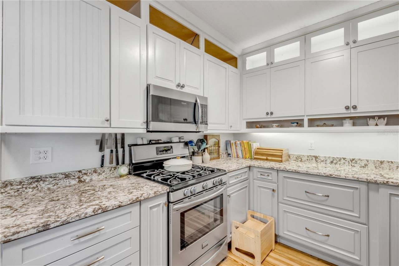 3054 N Dixie Freeway, New Smyrna Beach, FL 32168 Photo