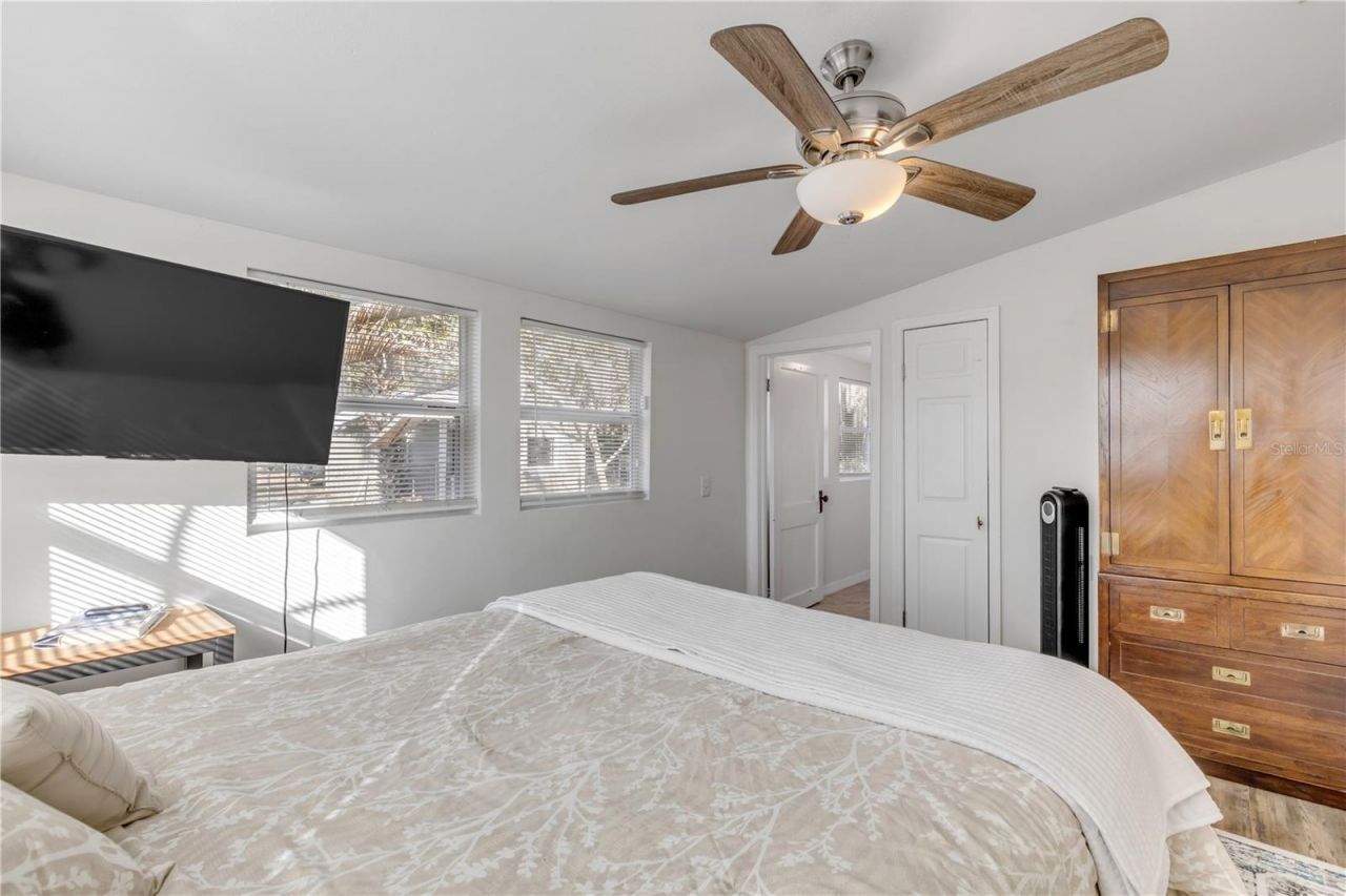 3054 N Dixie Freeway, New Smyrna Beach, FL 32168 Photo