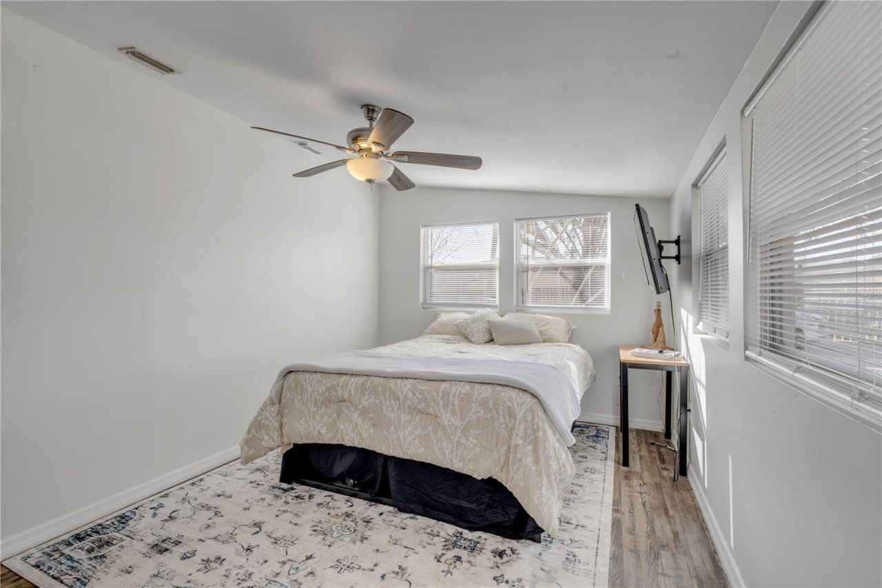 3054 N Dixie Freeway, New Smyrna Beach, FL 32168 Photo