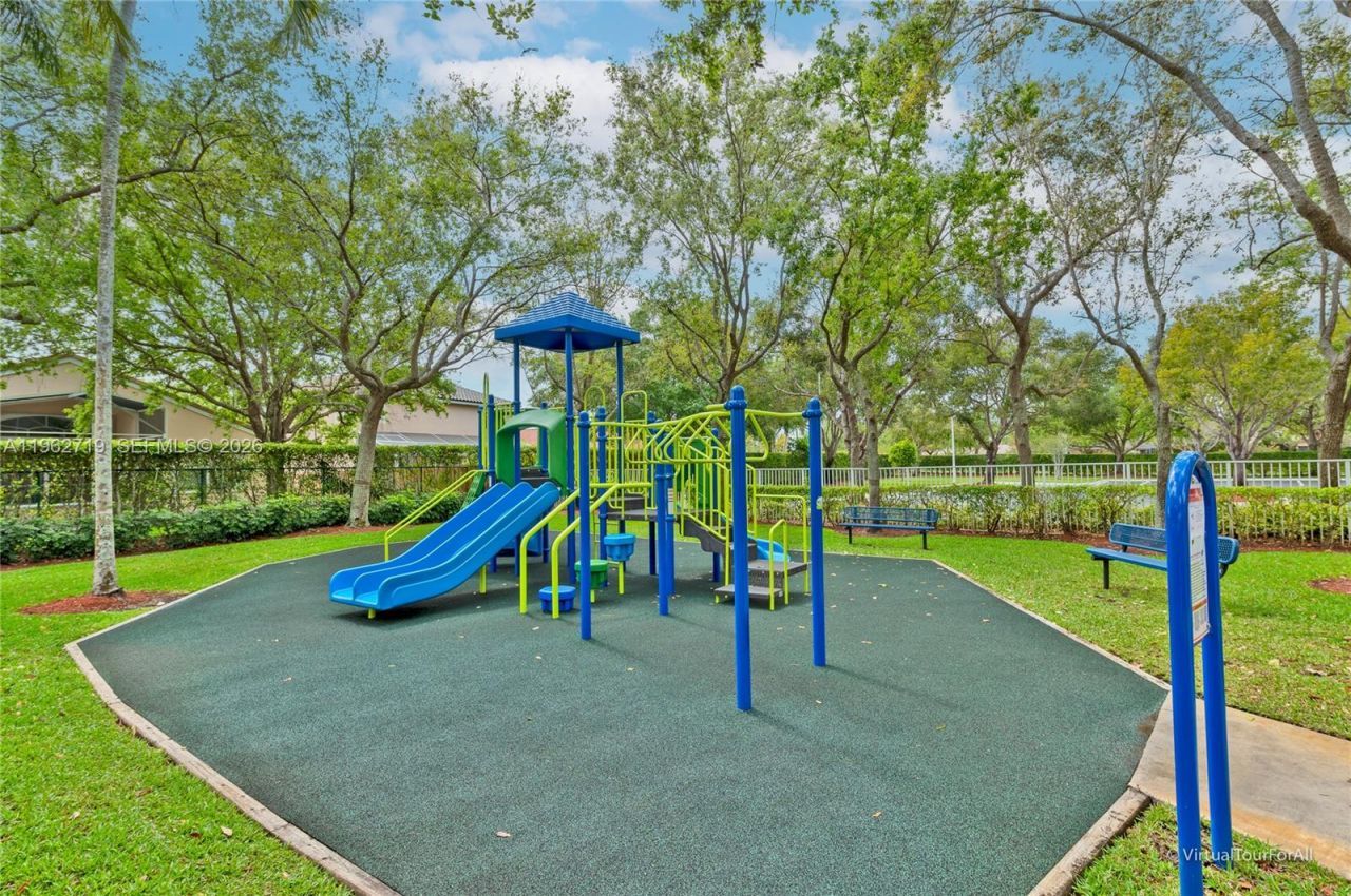 14325 NW 14th Ct , Pembroke Pines, FL 33028 Photo