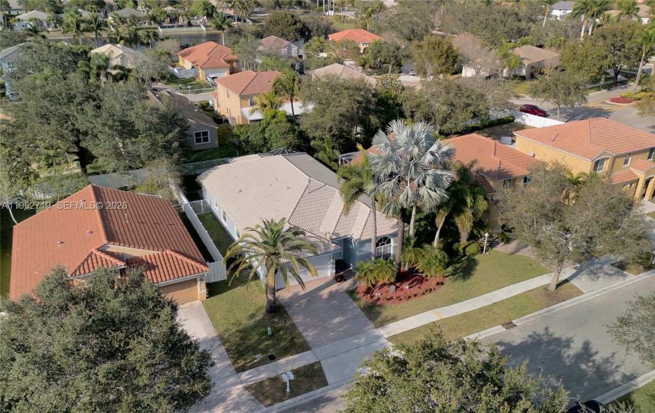 14325 NW 14th Ct , Pembroke Pines, FL 33028 Photo