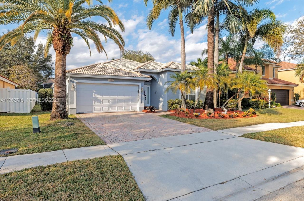 14325 NW 14th Ct , Pembroke Pines, FL 33028 Photo