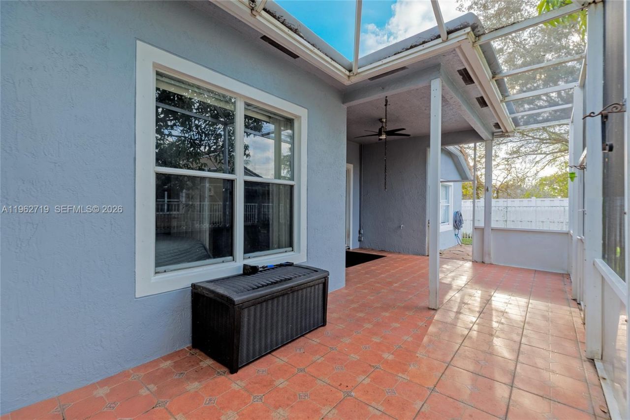 14325 NW 14th Ct , Pembroke Pines, FL 33028 Photo