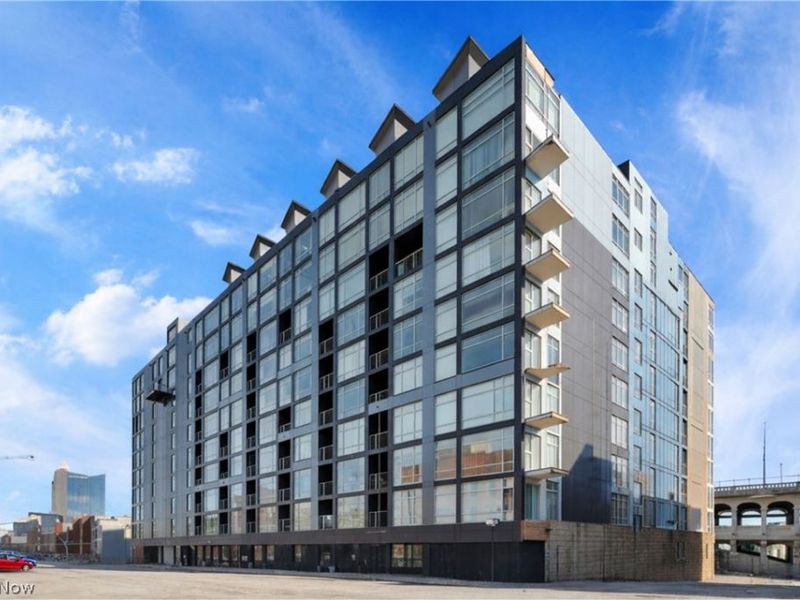 2222 Detroit Avenue, Unit 917, Cleveland, OH 44113 Photo 2