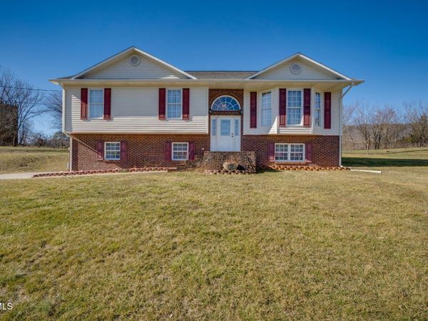 268 Stewart Hills Drive, Rogersville, TN 37857