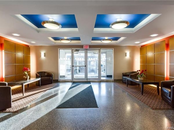 1133 Midland Avenue, Unit 3L, Bronxville, NY 10708