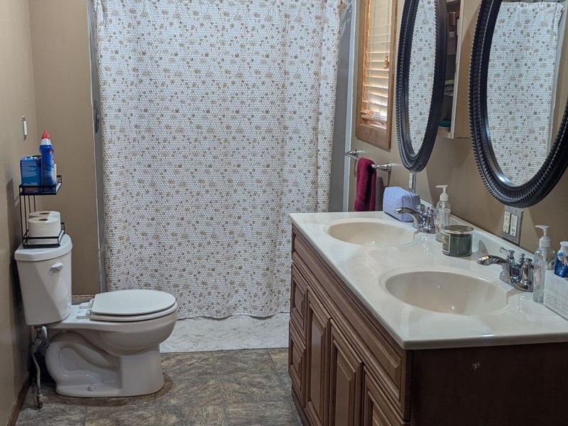 404 W Pearl Street, Wapakoneta, OH 45895 Photo 15