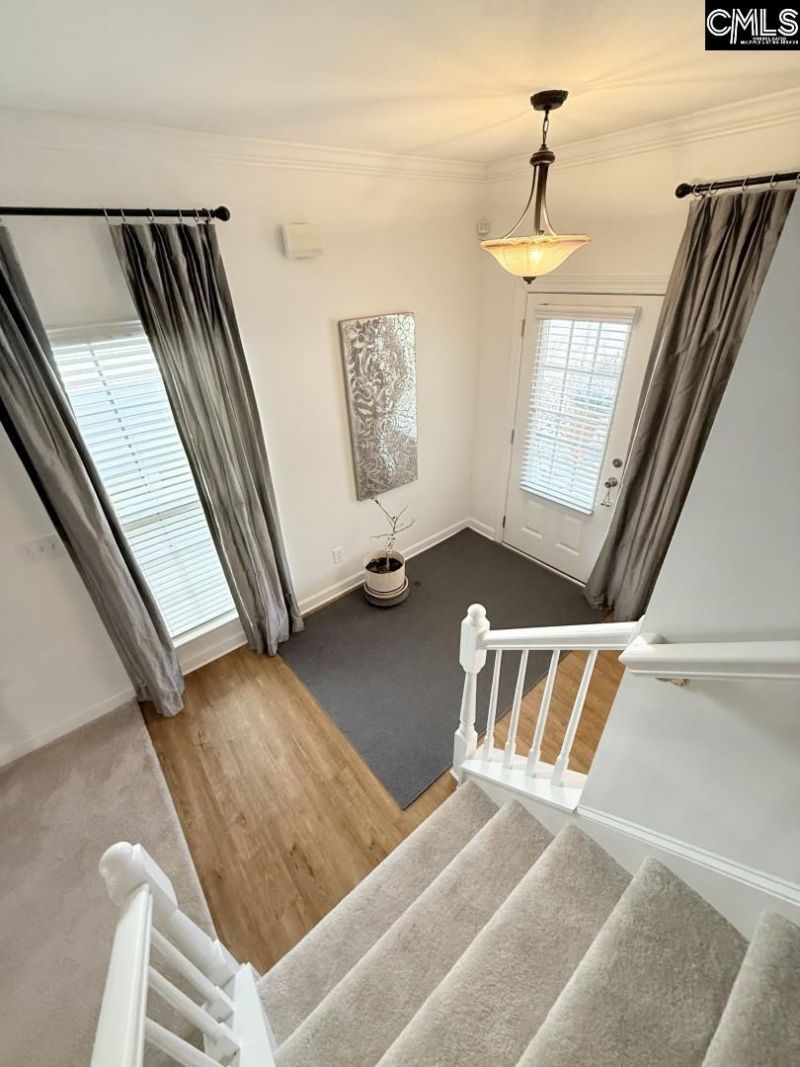 120 Stonemill Court Photo 5