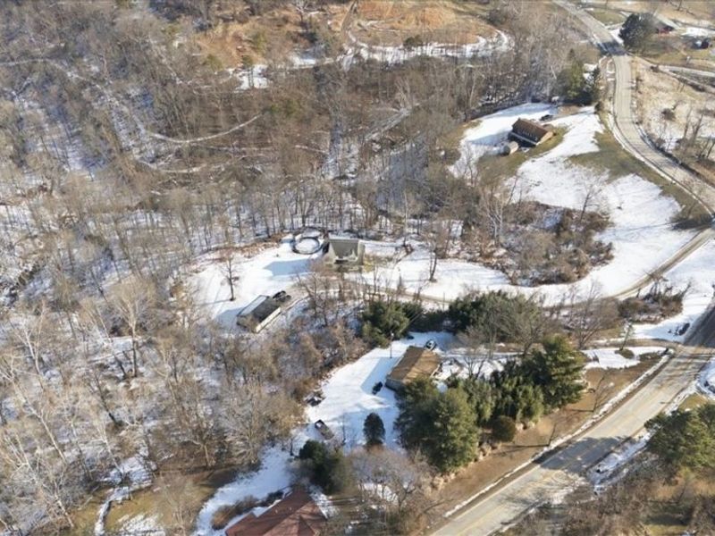 1818 New England Ridge Road, Washington, WV 26181 Photo 12