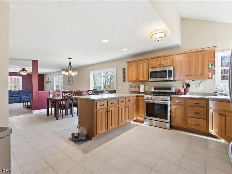 1818 New England Ridge Road, Washington, WV 26181 Photo 15