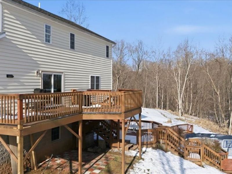 1818 New England Ridge Road, Washington, WV 26181 Photo 3