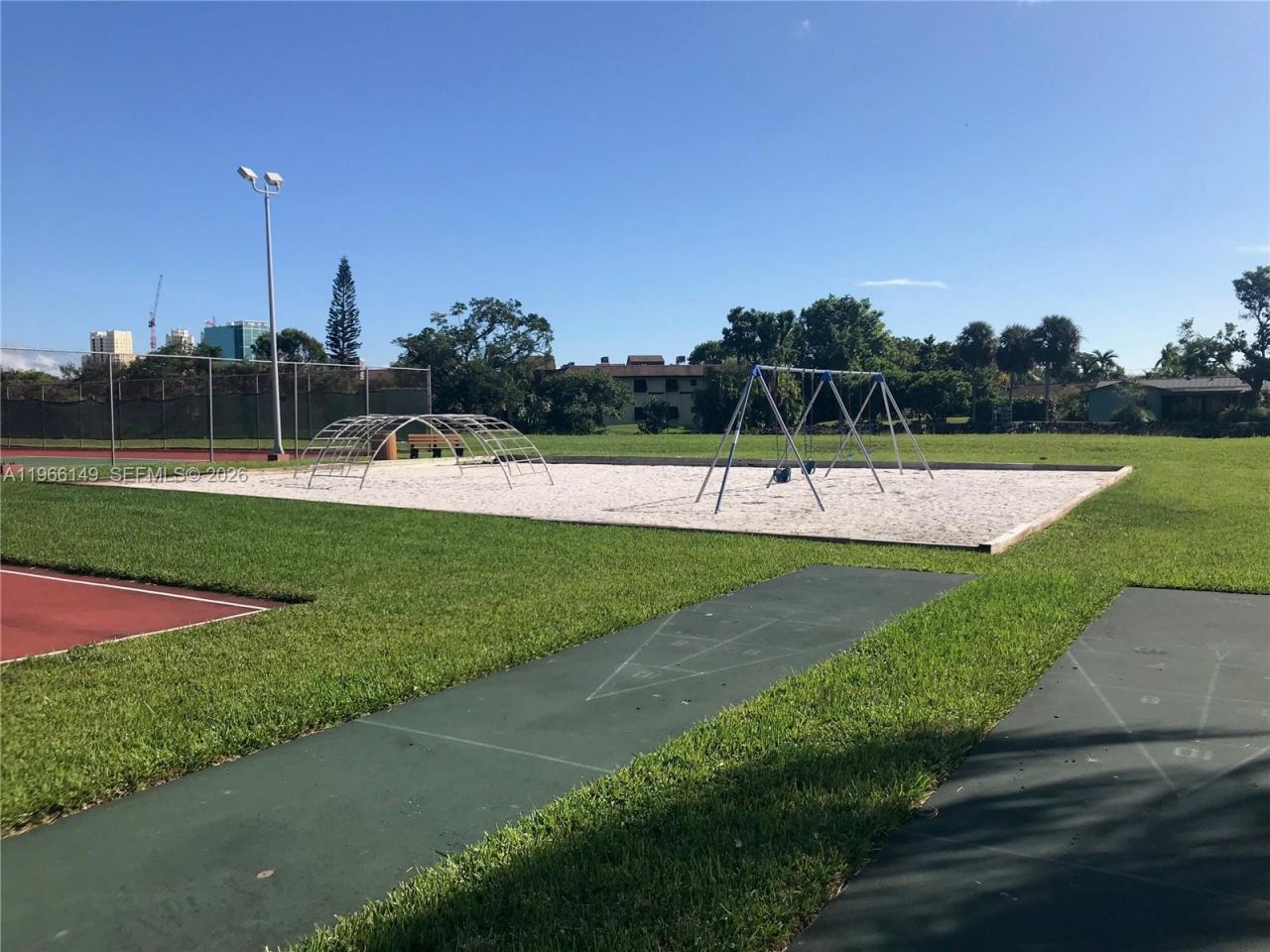 7720 Camino Real, Unit E-307, Miami, FL 33143 Photo