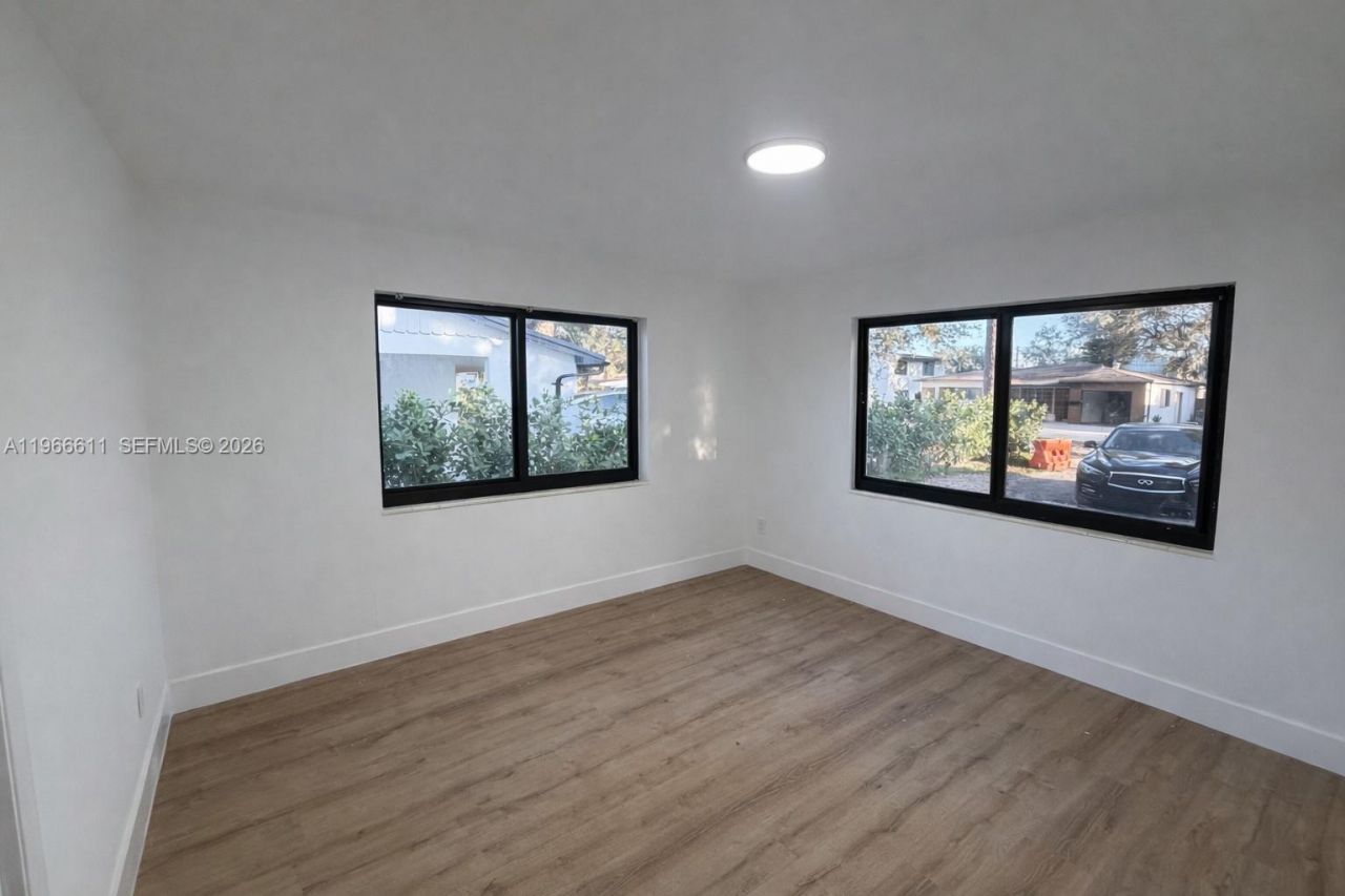 6849 SW 12th St, Pembroke Pines, FL 33023 Photo