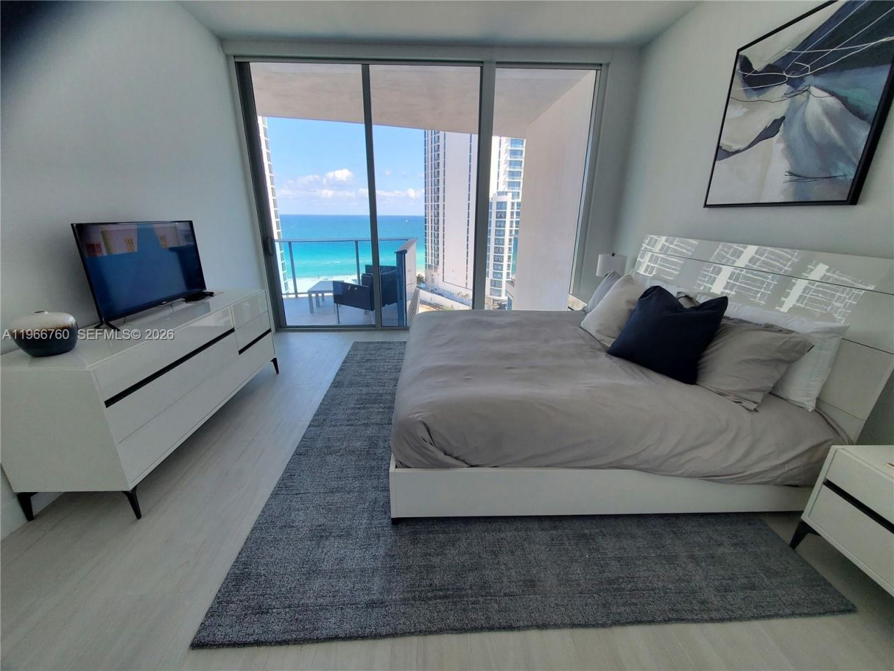 17550 Collins Ave , Unit 1403, Sunny Isles Beach, FL 33160 Photo