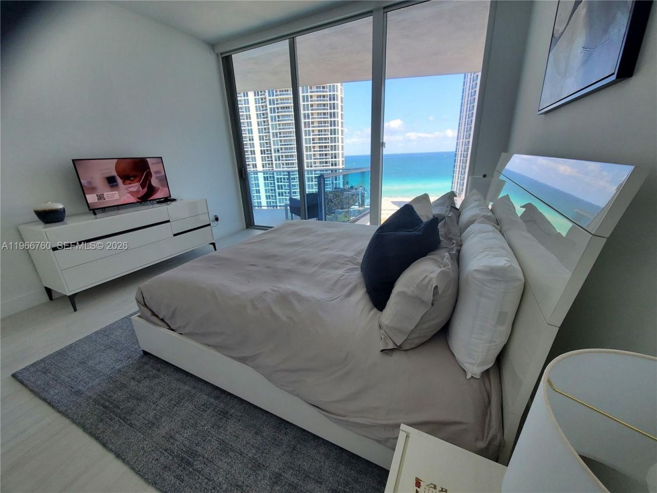 17550 Collins Ave , Unit 1403, Sunny Isles Beach, FL 33160 Photo