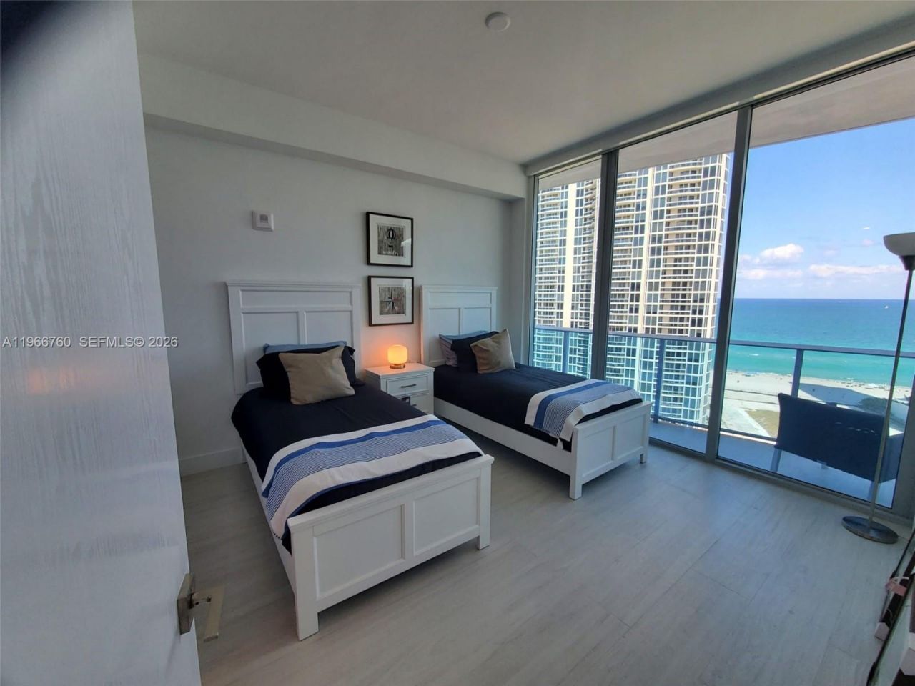 17550 Collins Ave , Unit 1403, Sunny Isles Beach, FL 33160 Photo