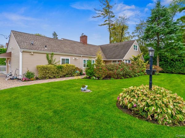 262 Channon Road , Hewlett, NY 11557