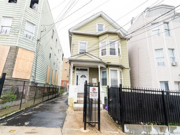 78 Maple Street , Yonkers, NY 10701