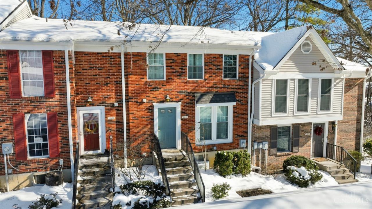 10810 Lakehurst Court, Unit 110, Sycamore Township, OH 45242 Main Photo