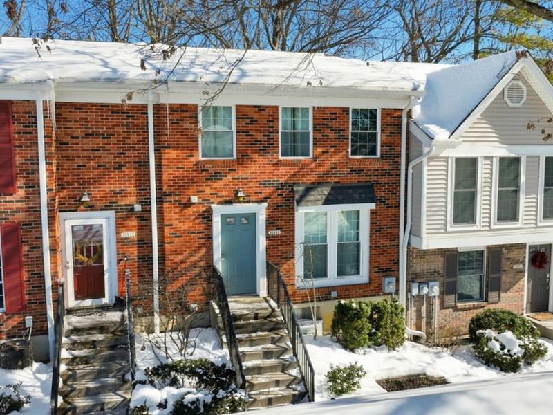 10810 Lakehurst Court, Unit 110, Sycamore Township, OH 45242 Photo 1